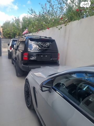 טויוטה לנד קרוזר