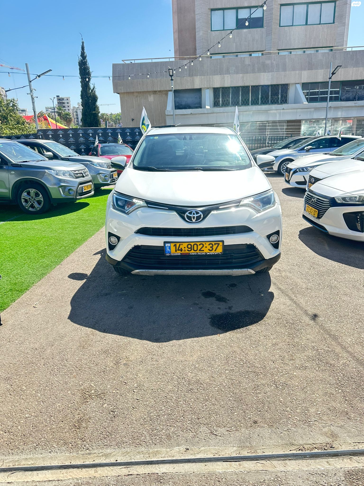 מודעת רכב טויוטה RAV4