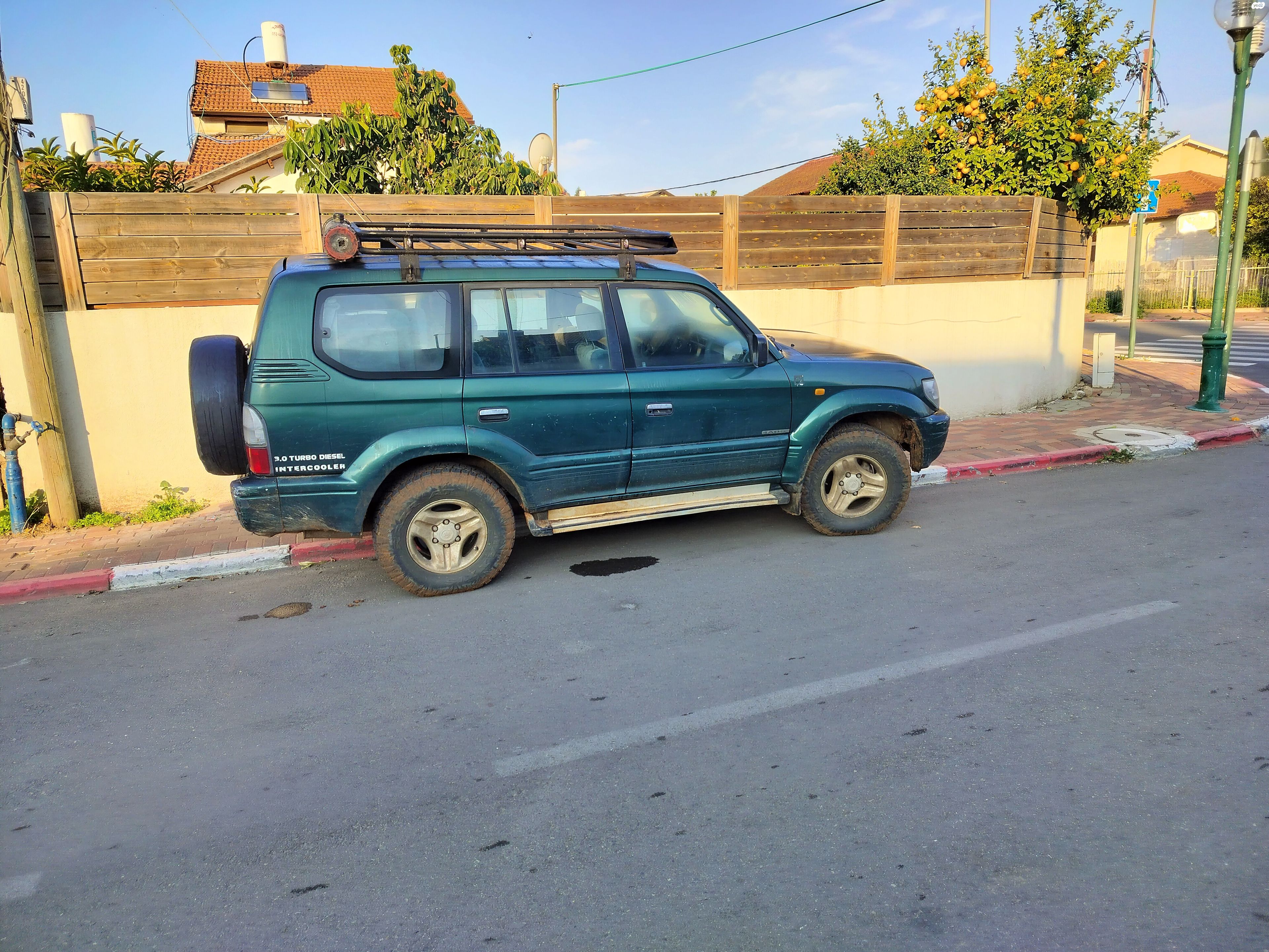 מודעת רכב טויוטה לנד קרוזר