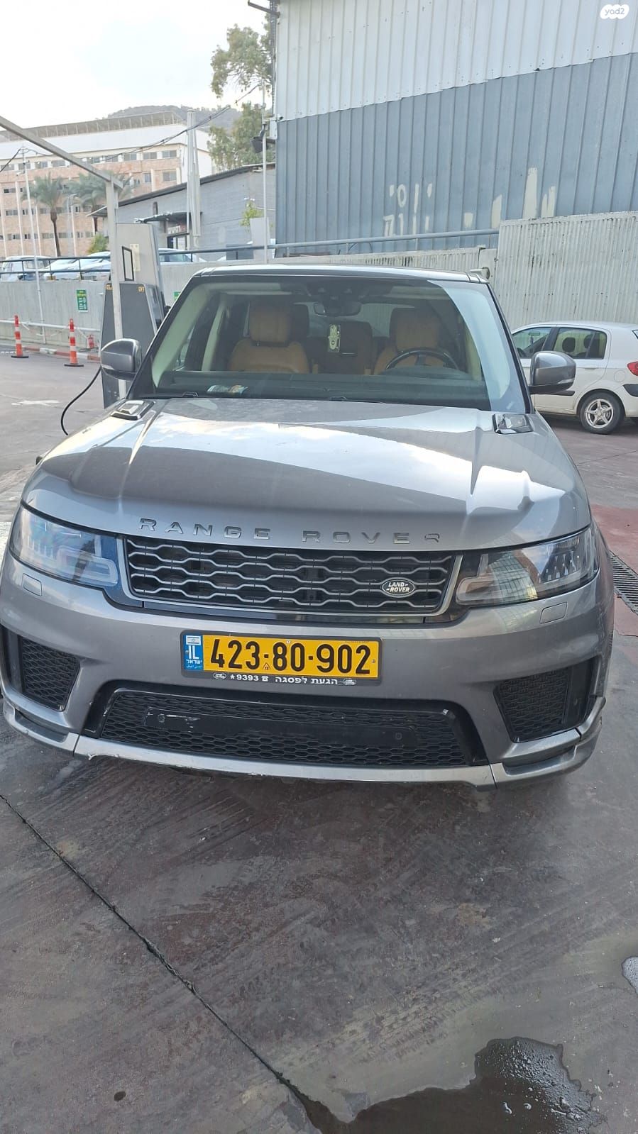 מודעת רכב לנד רובר ריינג' רובר ספורט