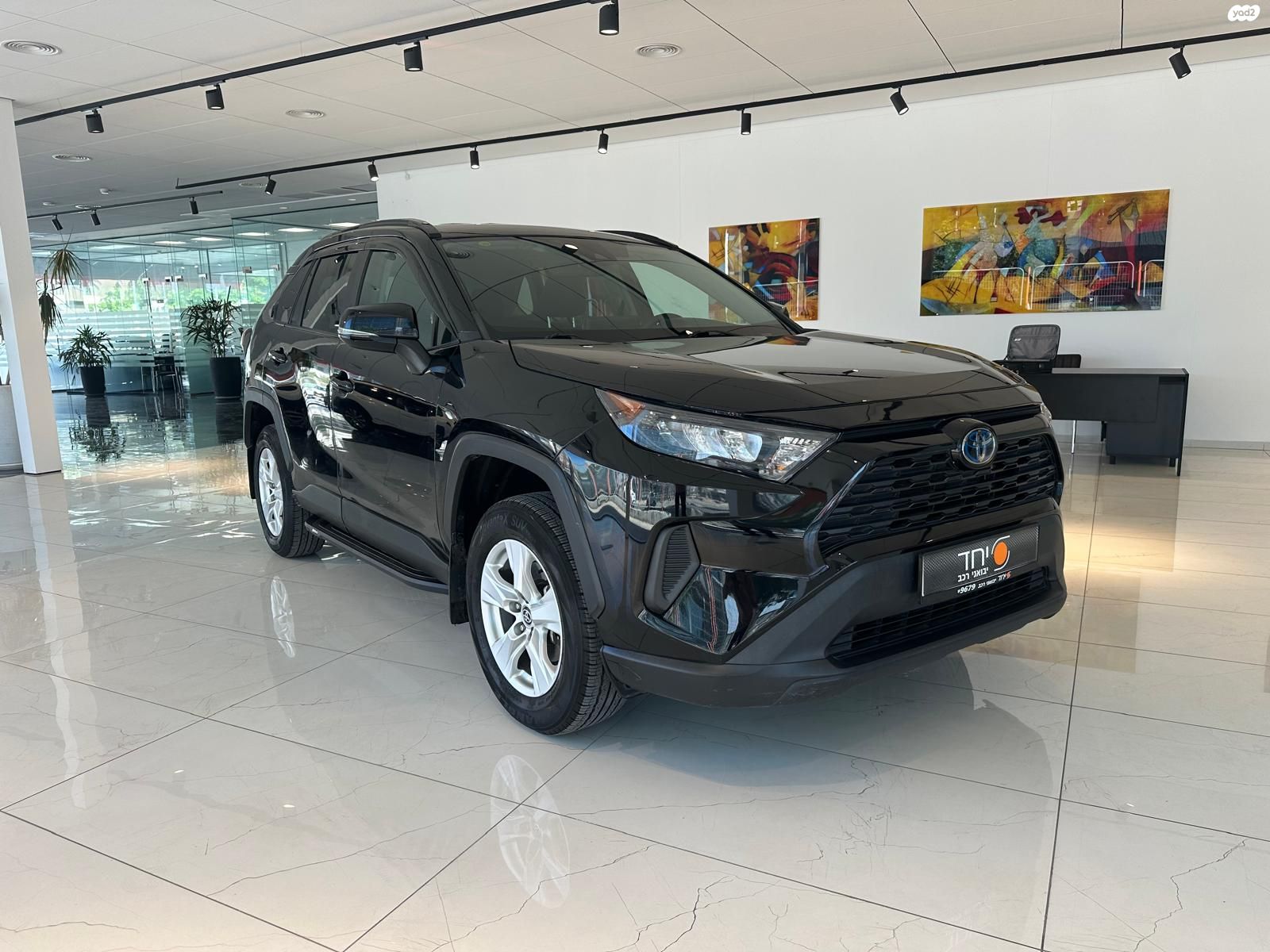 מודעת רכב טויוטה RAV4
