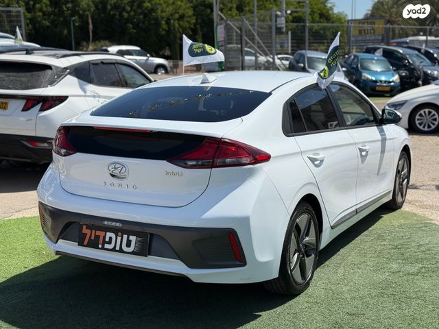 יונדאי איוניק