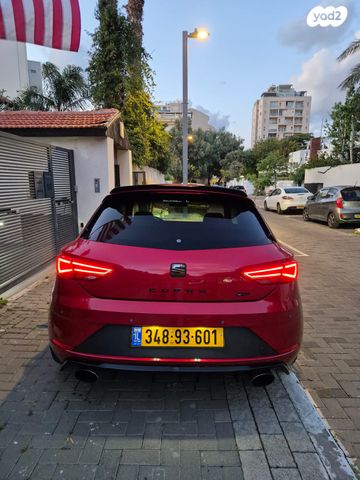 מודעת רכב סיאט לאון