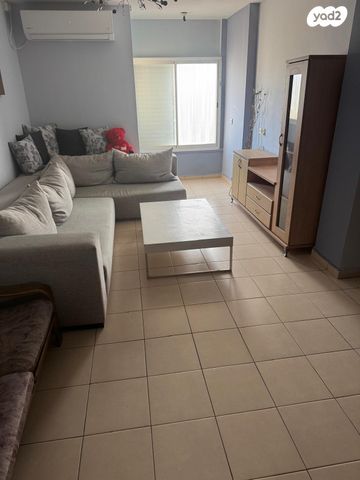 דירה, שדרות השושנים 25, בן גוריון, נצרת עילית / נוף הגליל