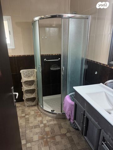 דירה, שדרות השושנים 25, בן גוריון, נצרת עילית / נוף הגליל