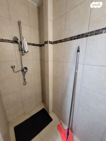 דירה, צה"ל 15, גבעת עמוס, נשר