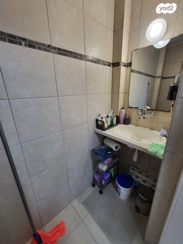 דירה, צה"ל 15, גבעת עמוס, נשר