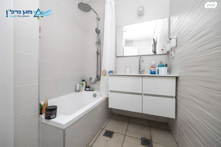 דירה, דוד שמעוני, גבעת הורדים, רסקו, ירושלים