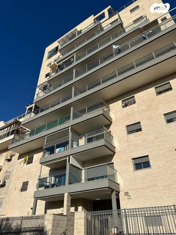 הרב צבי יהודה 1