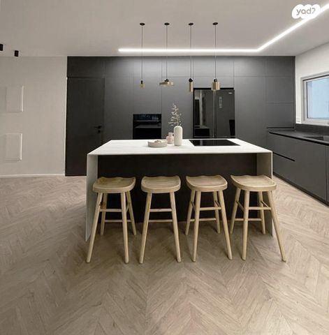 דירה, כפר סבא