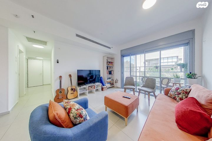 דירה, רעננה