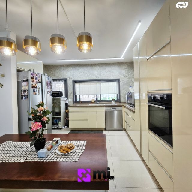 דו משפחתי, הארזים, גבעת שרת, בית שמש