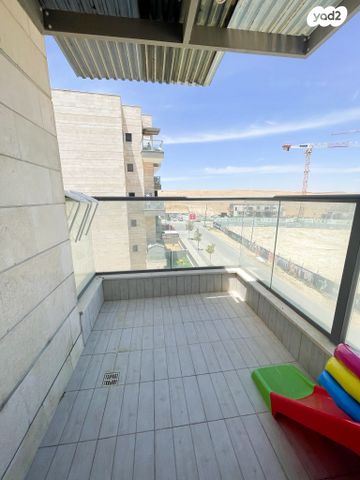 דירה, השחר, דימונה