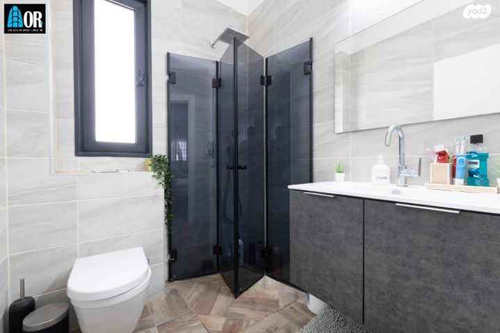 גג/ פנטהאוז, משה לוי, נאות שמיר, רמלה