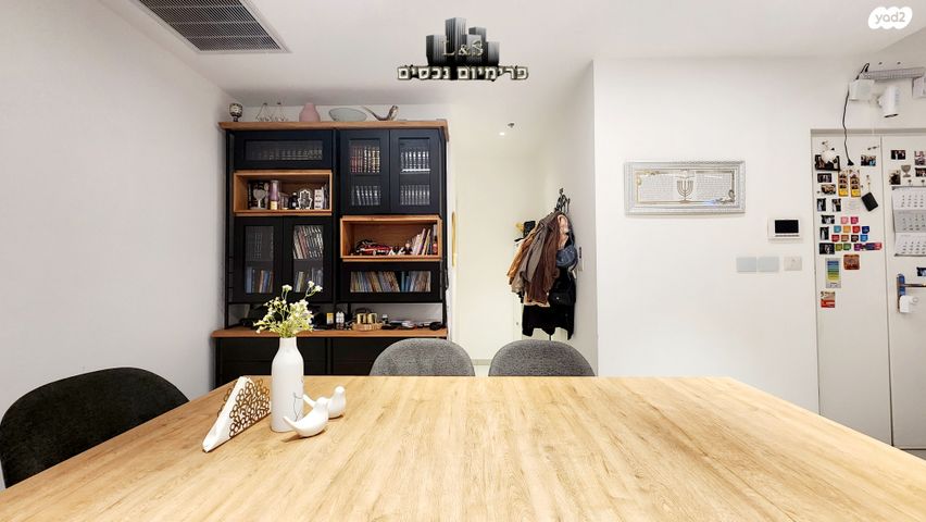 גג/ פנטהאוז, כליל החורש, יצחק שמיר, נהריה