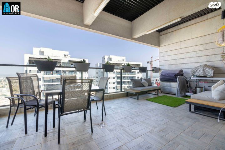 גג/ פנטהאוז, משה לוי, נאות שמיר, רמלה