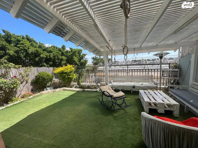 בית פרטי/ קוטג', בית דגן