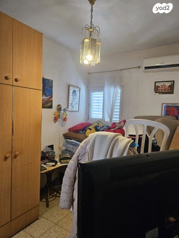 דירה, הראשונים, הגבול רוטשילד, בת ים