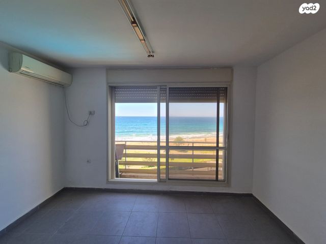 דופלקס, העלייה 65, עמידר, נהריה