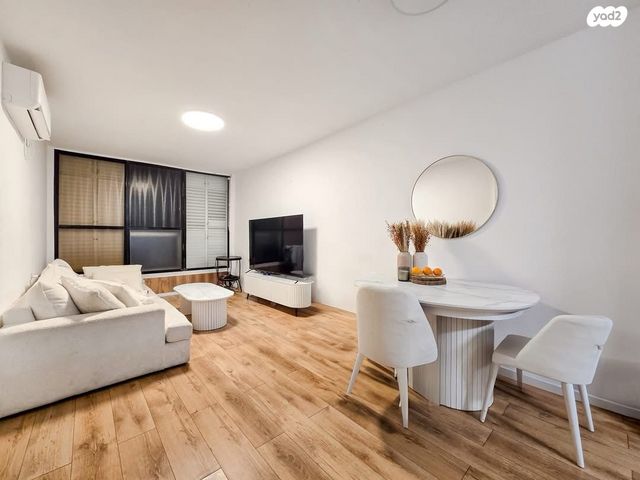 דירה, עגנון, דרום מערב ותיק, בת ים