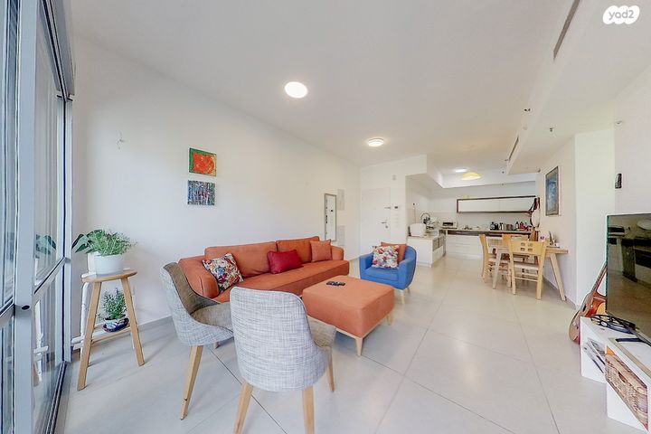 דירה, רעננה