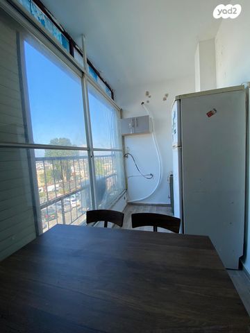 דירה, דוד רזיאל 2, חליסה, חיפה