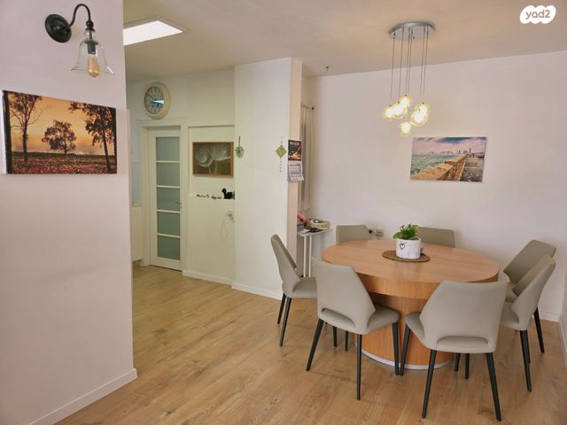 דירה, יהושע רבינוביץ, בן גוריון, חולון