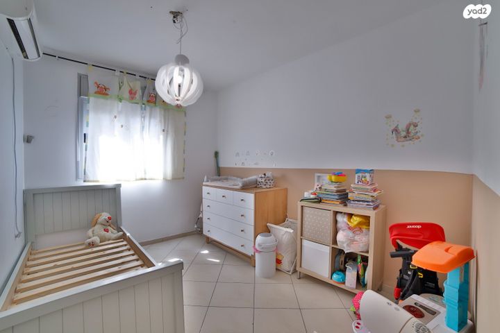 דירה, פרופסור ישעיהו ליבוביץ 20, עזרא, הארגזים, תל אביב יפו