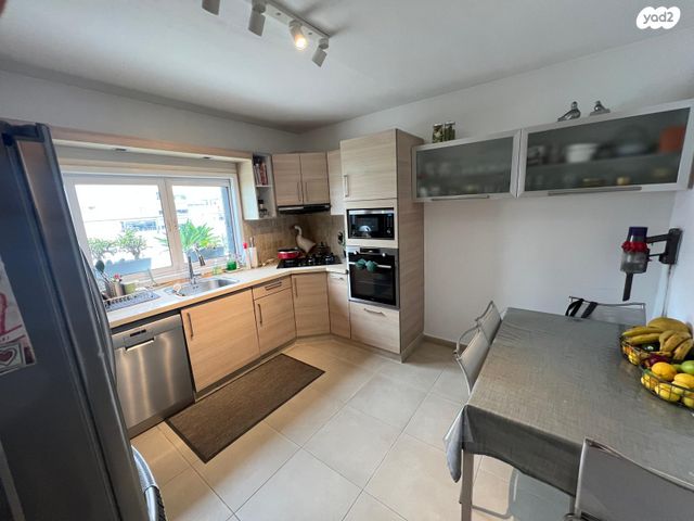 גג/ פנטהאוז, חיל החימוש, נווה חוף, ראשון לציון