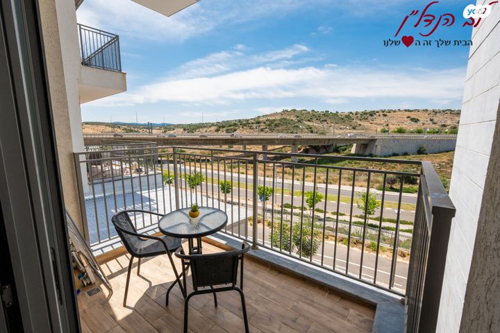 דופלקס, יער אלונים, נופים, מודיעין מכבים רעות