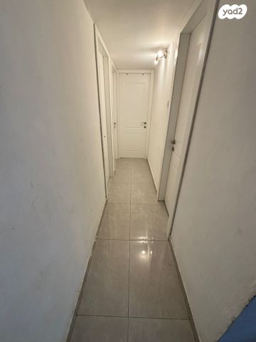 דירה, רחבת יפתח הגלעדי, מלכי ישראל, קרית גת