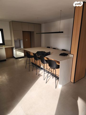 דירה, כינרת 90, רובע י"א, אשדוד