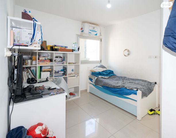 דירה, החלוץ, הרצליה