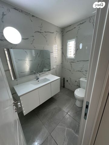 דירה, י.ל. פרץ, צור שלום, קרית ביאליק