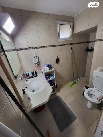 דירה, צה"ל 15, גבעת עמוס, נשר