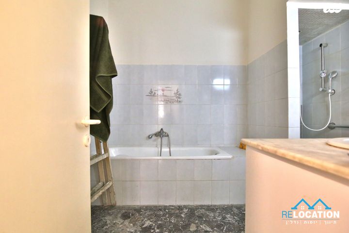 דירת גן, הנוטר, קרית חיים מזרחית, חיפה