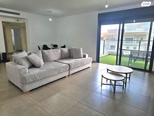 דירה, פסגות אפק, ראש העין