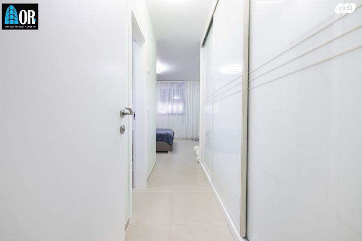 דירה, דבורה הנביאה, גדרה מזרח, גדרה