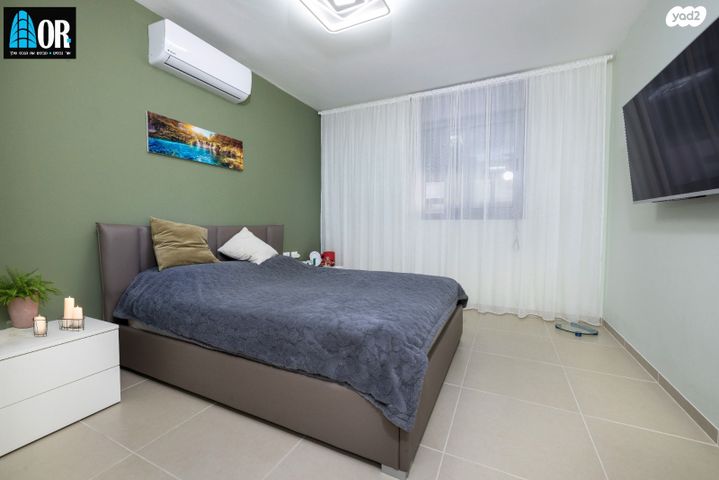 דירה, דבורה הנביאה, גדרה מזרח, גדרה