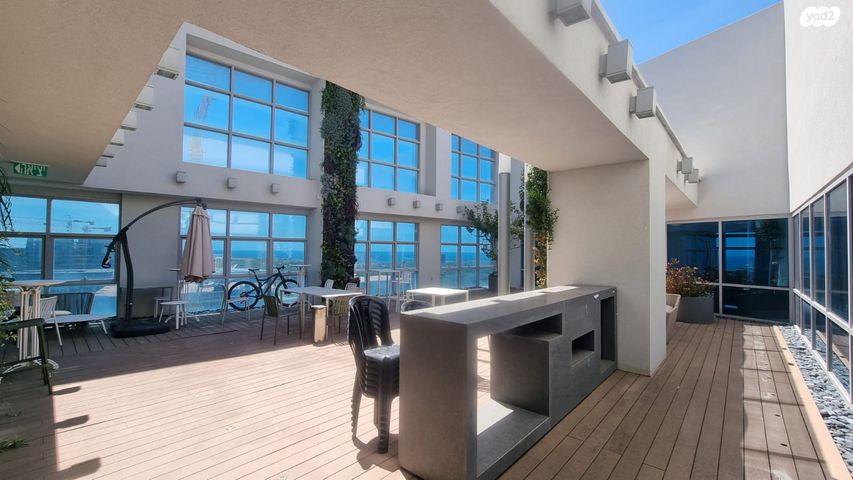 משרדים, הרצליה