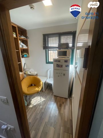 משרדים, שדרות רוטשילד 15, מרכז העיר, חדרה