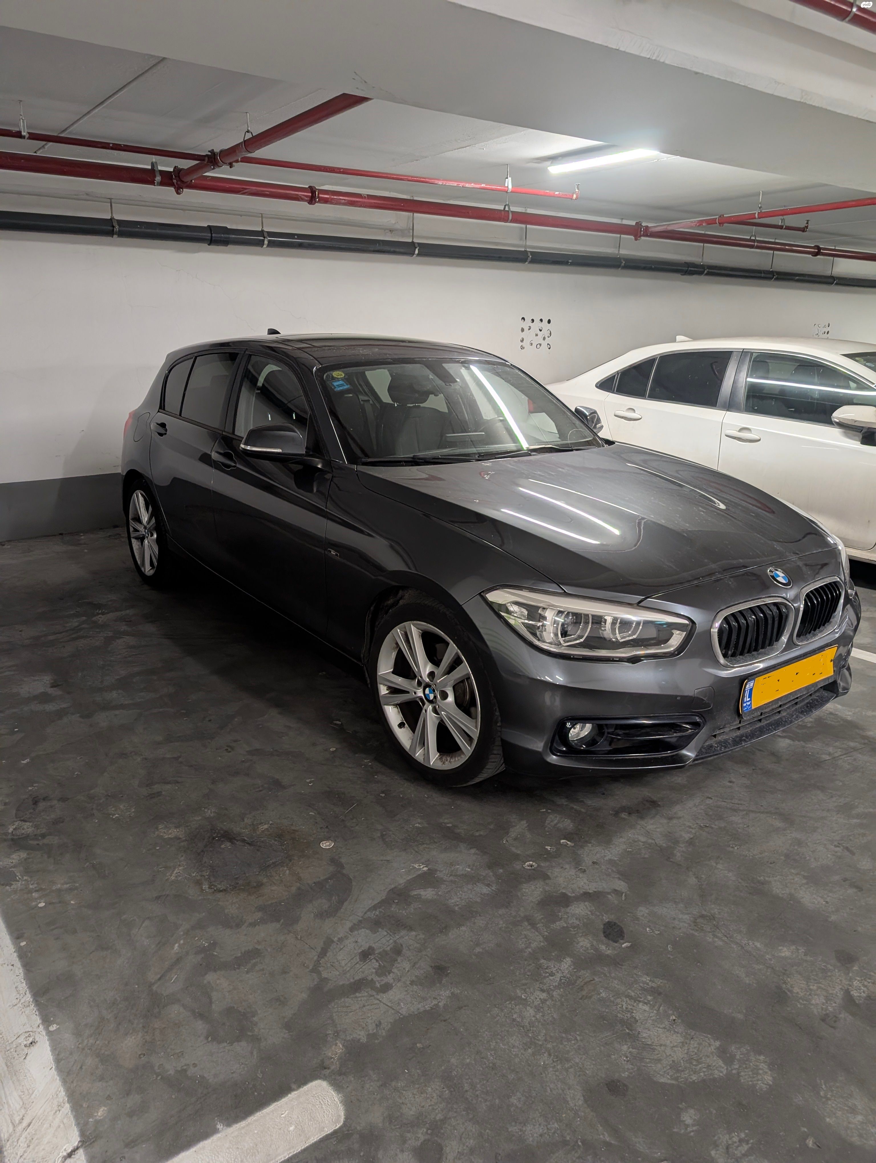 מודעת רכב ב מ וו סדרה 1