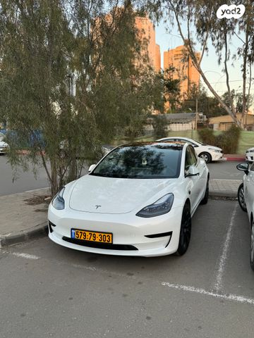 טסלה מודל 3