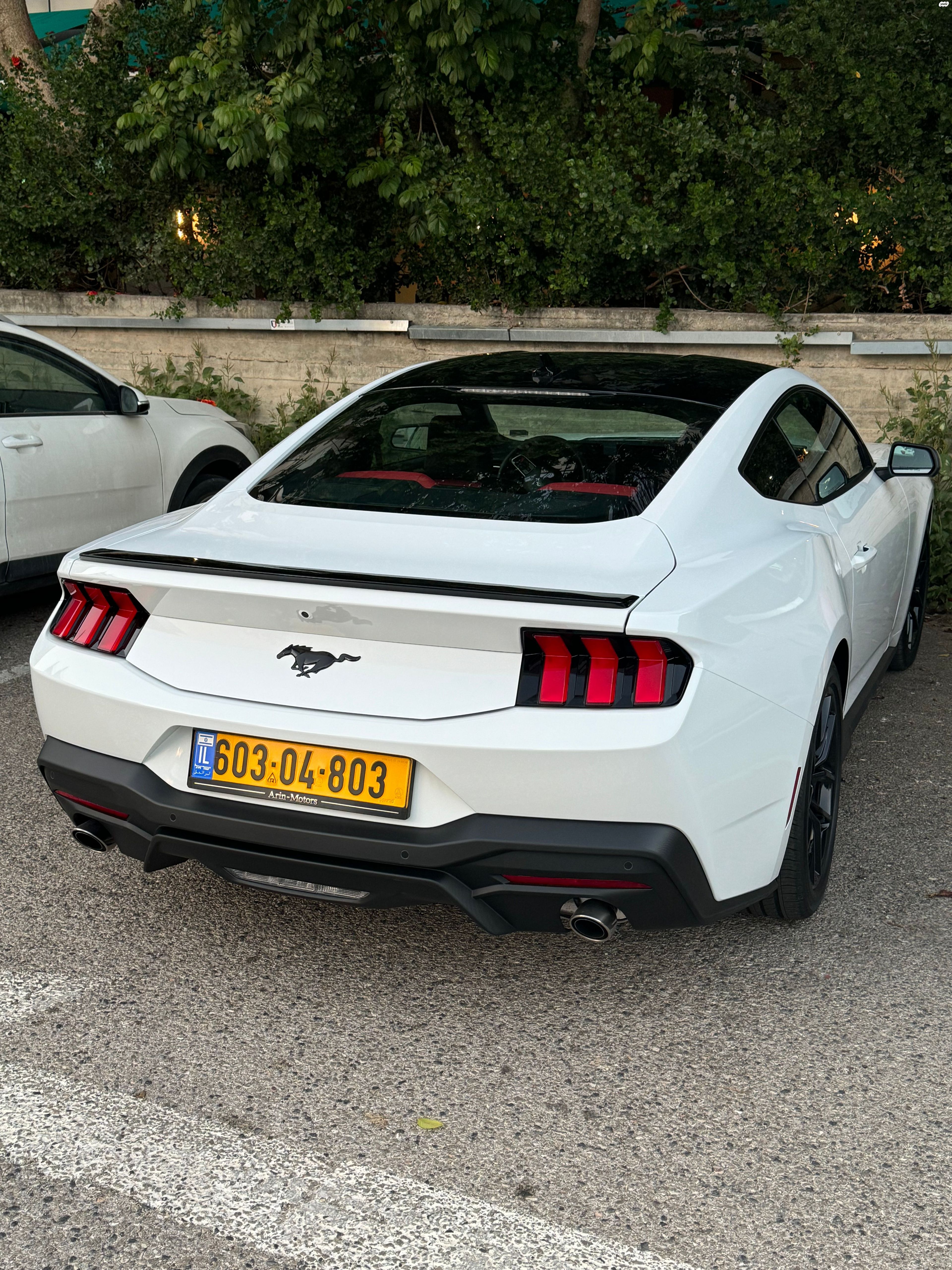 מודעת רכב פורד מוסטנג