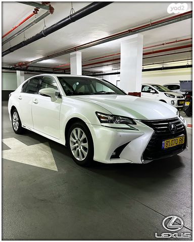 לקסוס GS