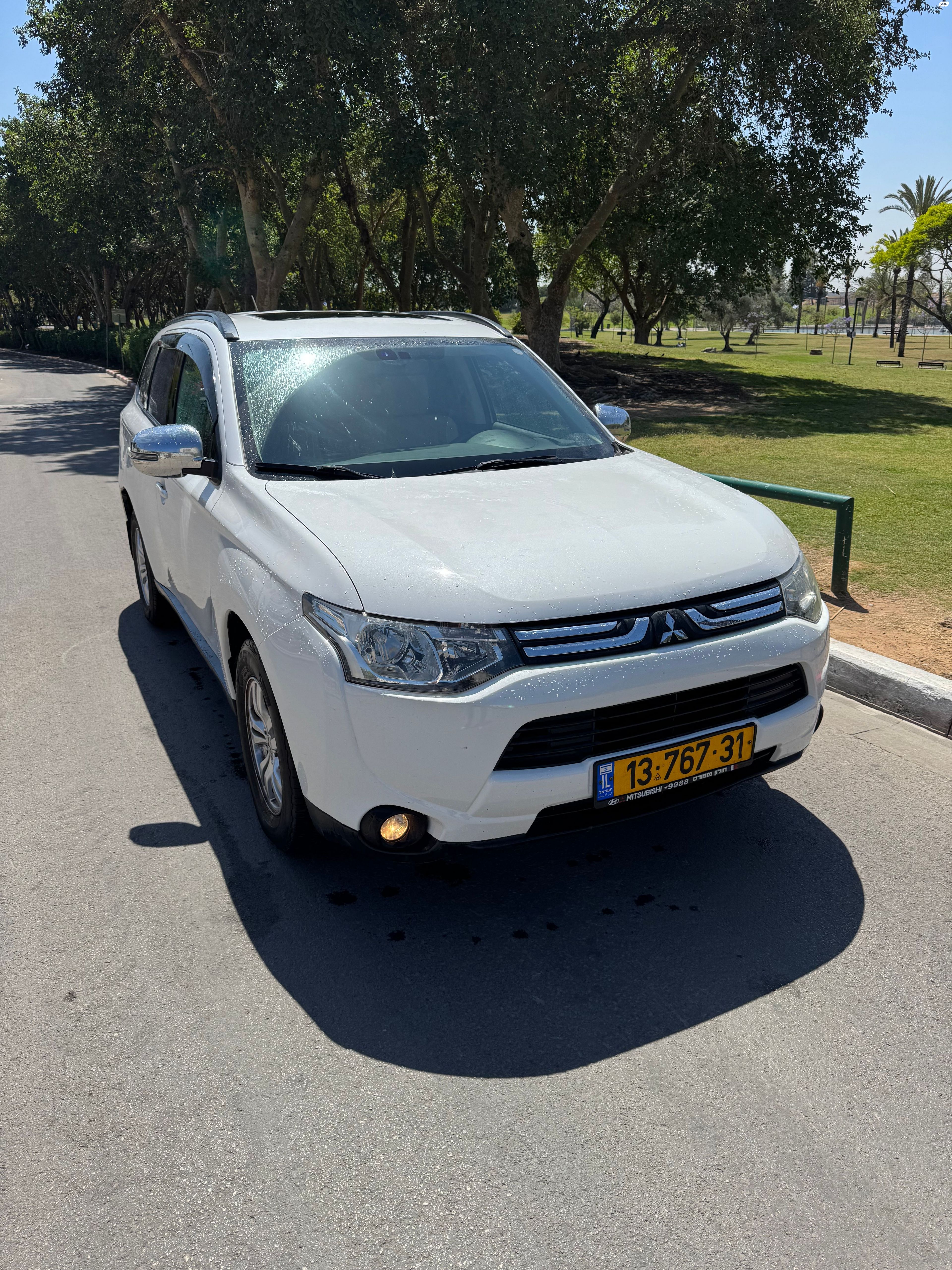 מודעת רכב מיצובישי אאוטלנדר
