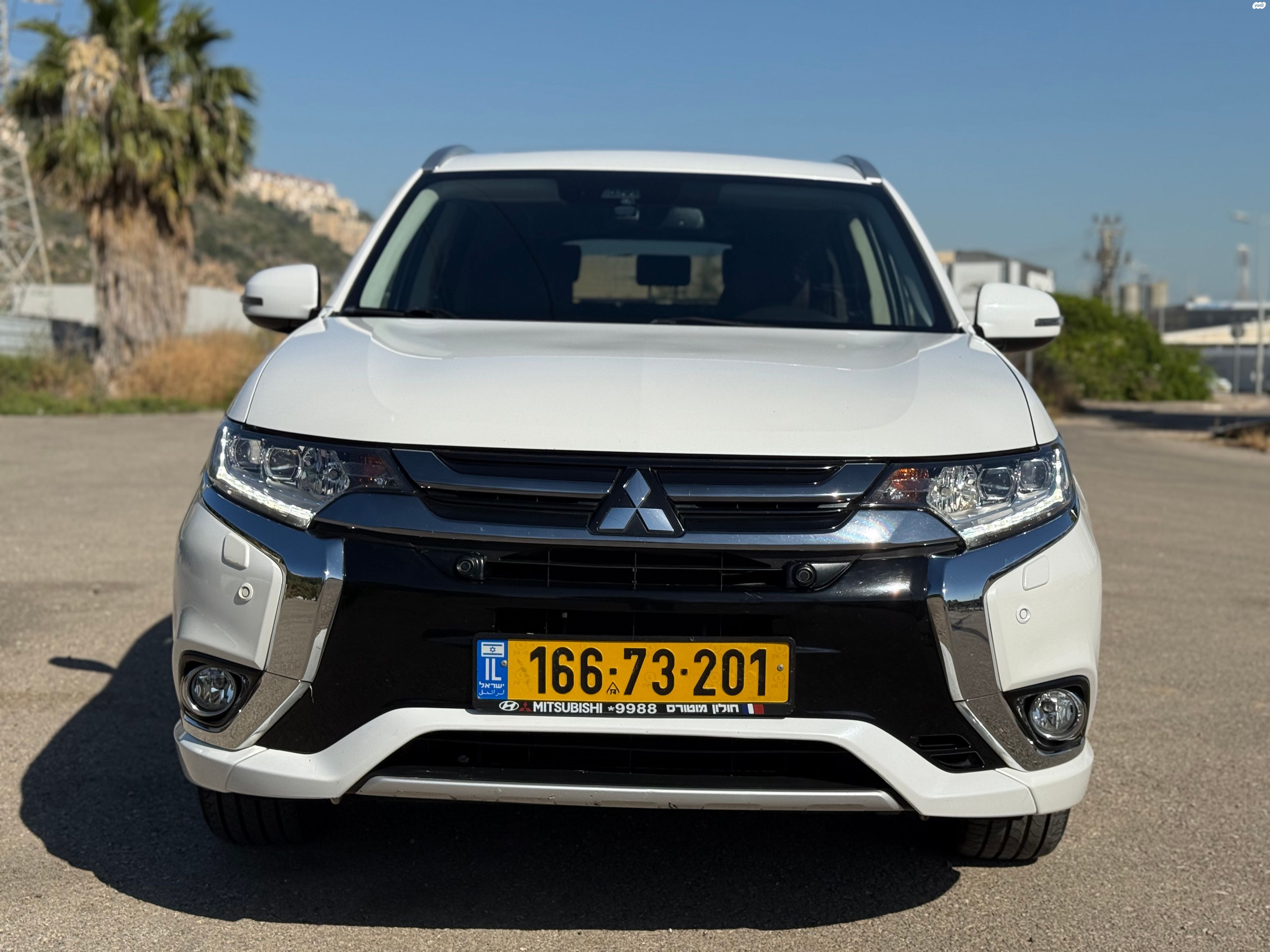 מודעת רכב מיצובישי אאוטלנדר