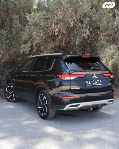 מיצובישי אאוטלנדר