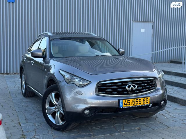 אינפיניטי FX37