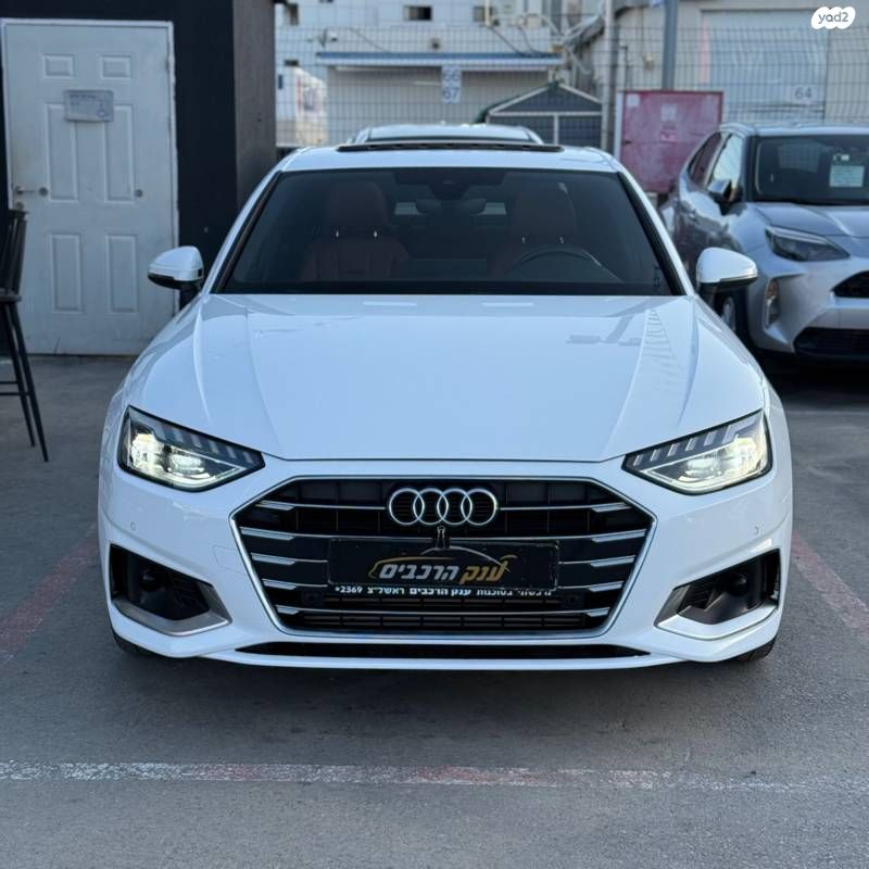 מודעת רכב אאודי A4 1